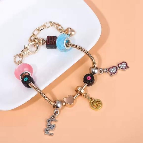 925 Sterling Silver Plated Taylor Swift swifter Theme Charm Bracelet - Picture 1 of 6